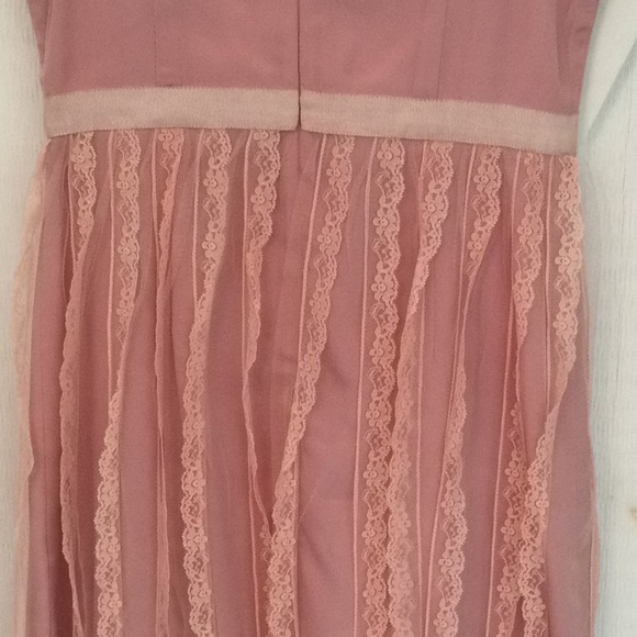 Pink dress - Picture 3 of 6